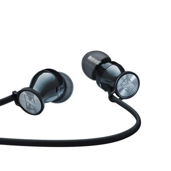 Tai nghe Sennheiser MOMENTUM In-Ear Wireless thoải mái khi đeo 