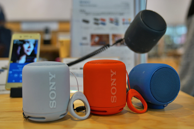 Giới thiệu đánh giá mẫu loa di động vừa mới ra mắt: Sony SRS-XB10