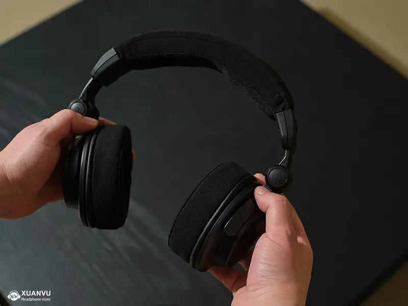 Tai nghe Astell & Kern AK Virtuoso thiết kế