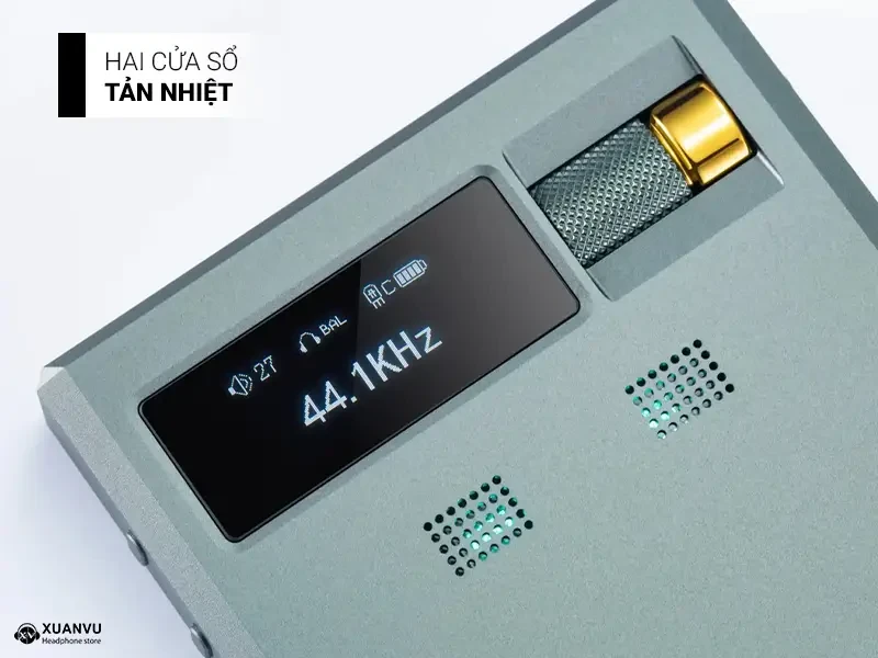 Tube DAC/AMP Cayin RU9 cửa sổ tản nhiệt