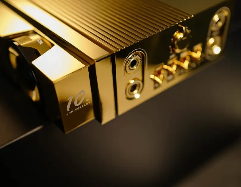 Luxury & Precision EA4 TubeAmp - 10th Anniversary edition đặc điểm 2