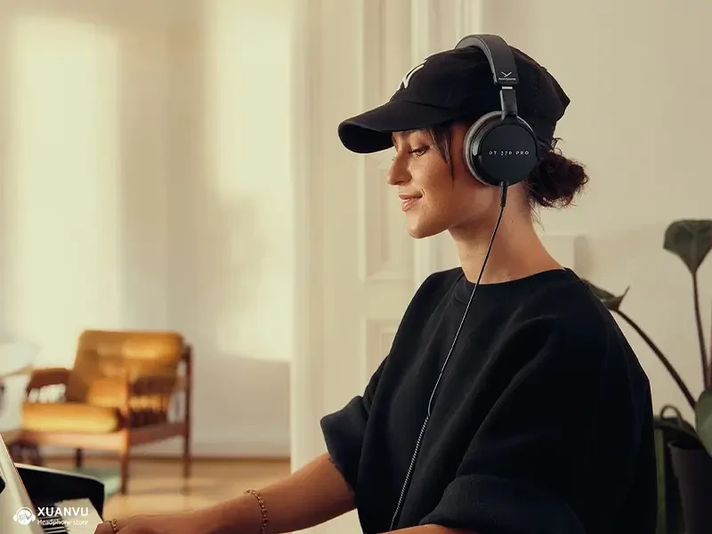 Tai nghe Beyerdynamic DT 270 Pro so sánh 2
