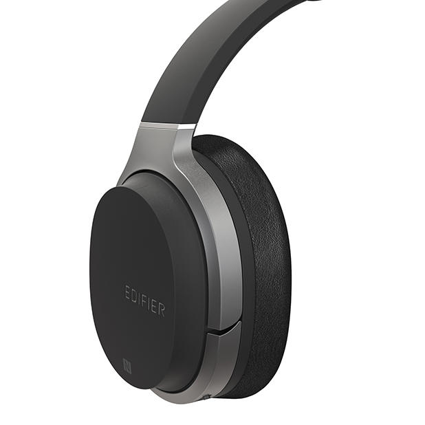 Tai nghe không dây Bluetooth Edifier W830BT thoải mái khi đeo 