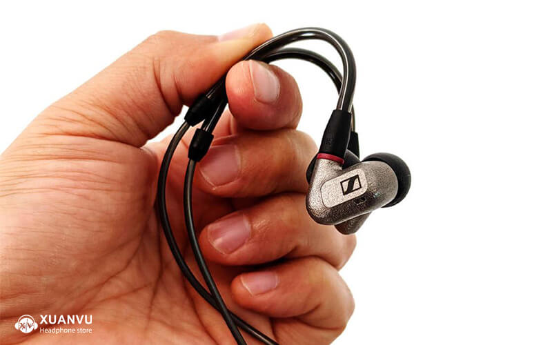 Đánh giá tai nghe Sennheiser IE 600: phụ kiện