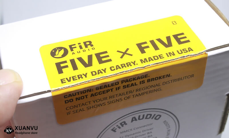 Đánh giá tai nghe FiR Audio Five x Five bao bì