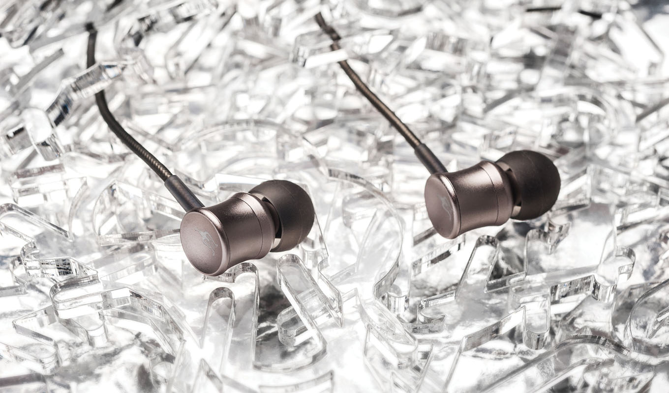Review tai nghe in-ear Meze 11 NEO