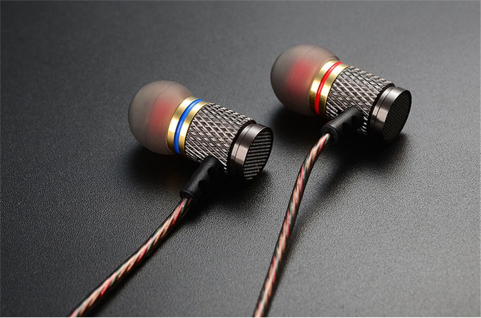 Những dòng tai nghe in ear  giá dưới 500k đáng mua nhất