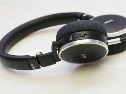 Tai nghe Akg N60NC