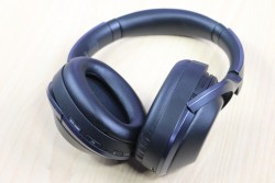 Tai nghe Sony MDR-1000X