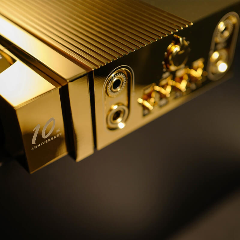 Luxury & Precision EA4 TubeAmp - 10th Anniversary Edition hình 5