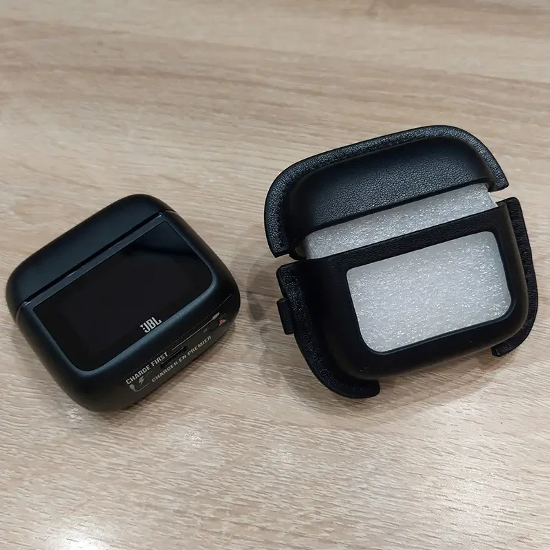 Case cho tai nghe JBL Tour Pro 3 hình 5