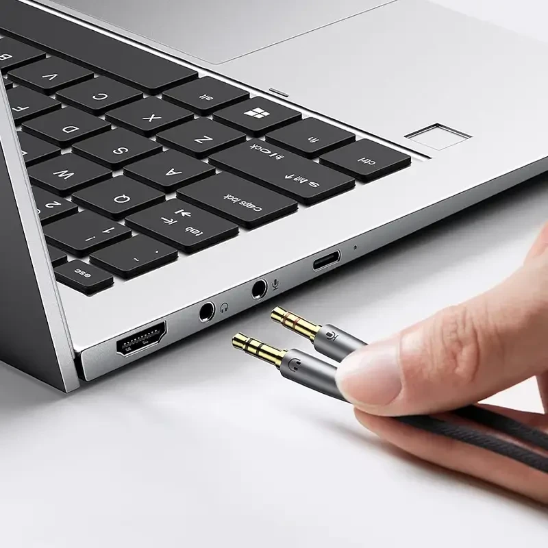 Cáp chữ Y gộp Mic & Loa sang tai nghe có Mic Ugreen 50255